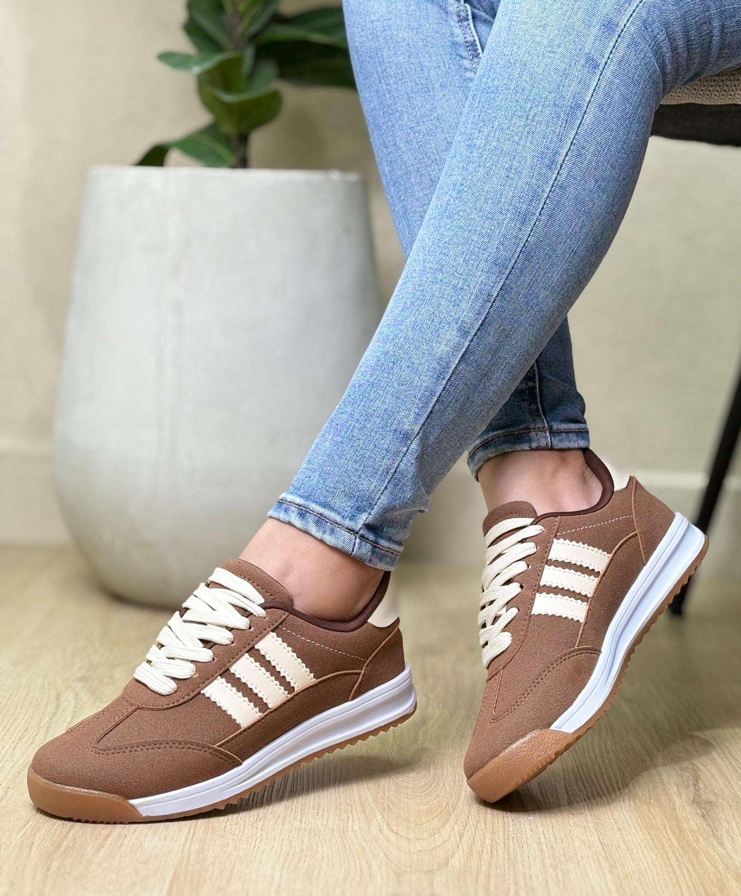 Nuevos TENIS ZAFRA