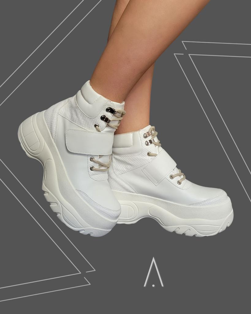 Nuevas Botas PISADAS SALVAJES